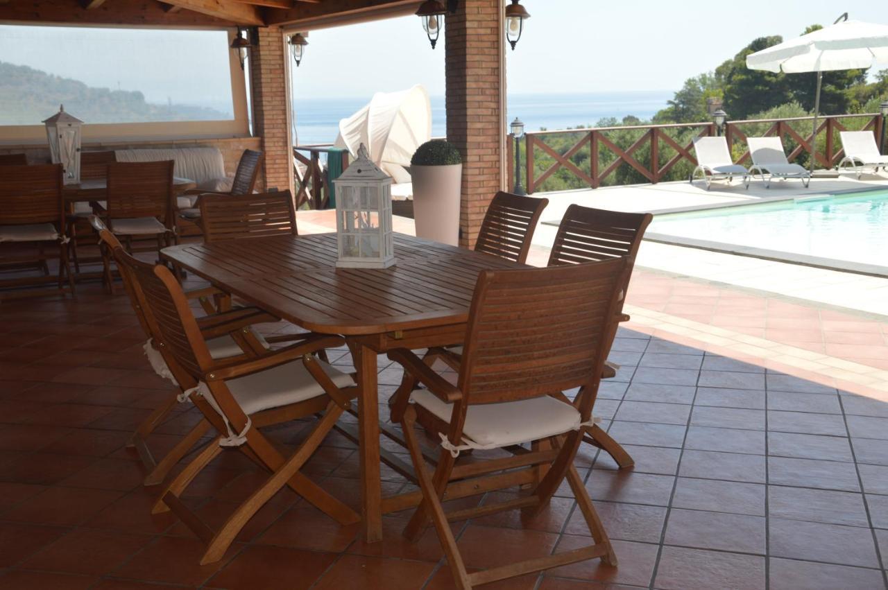 Villa Da Campo Giardini-Naxos Extérieur photo
